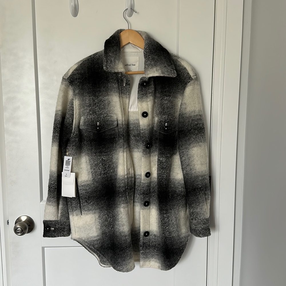 Aritzia Ganna Shacket